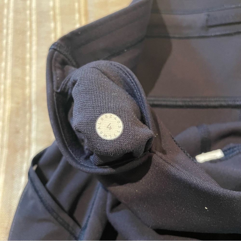 Lululemon Home Stretch Crop 19” Mesh Sheer Leggings Midnight Navy Blue 4 W6AL8S - Picture 8 of 11